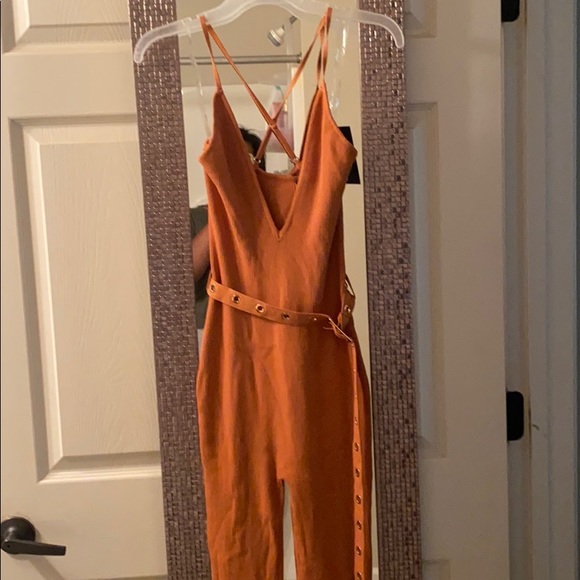 Fashion Nova Tan Ribbed Bodysuit - Picture 4 of 5